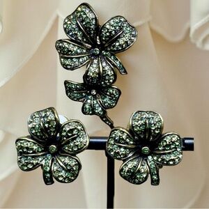 Heidi Daus ‘Lucky Charm’ Four Leaf Clover Brooch & Clip On Earring Set